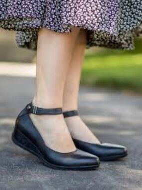 Dansko Shoes Womens 9.5-10 Shaylee Wedge Ankle Strap Waterproof Leather Black